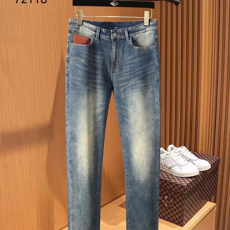 Pra*a jeans